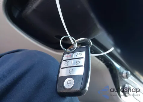 2020 Kia Sedona Ex z USA, uszkodzony, nr VIN KNDMB5C14L6624916